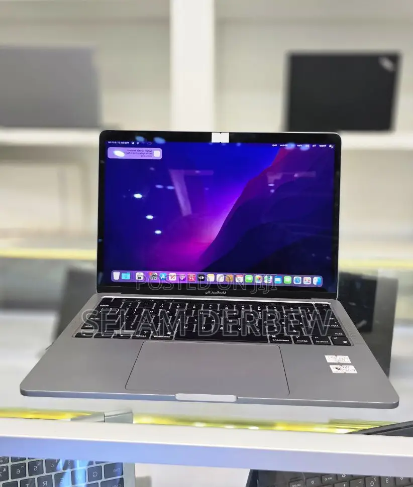 New Laptop Apple MacBook Pro 2018 32GB Intel Core I9 SSD 1T