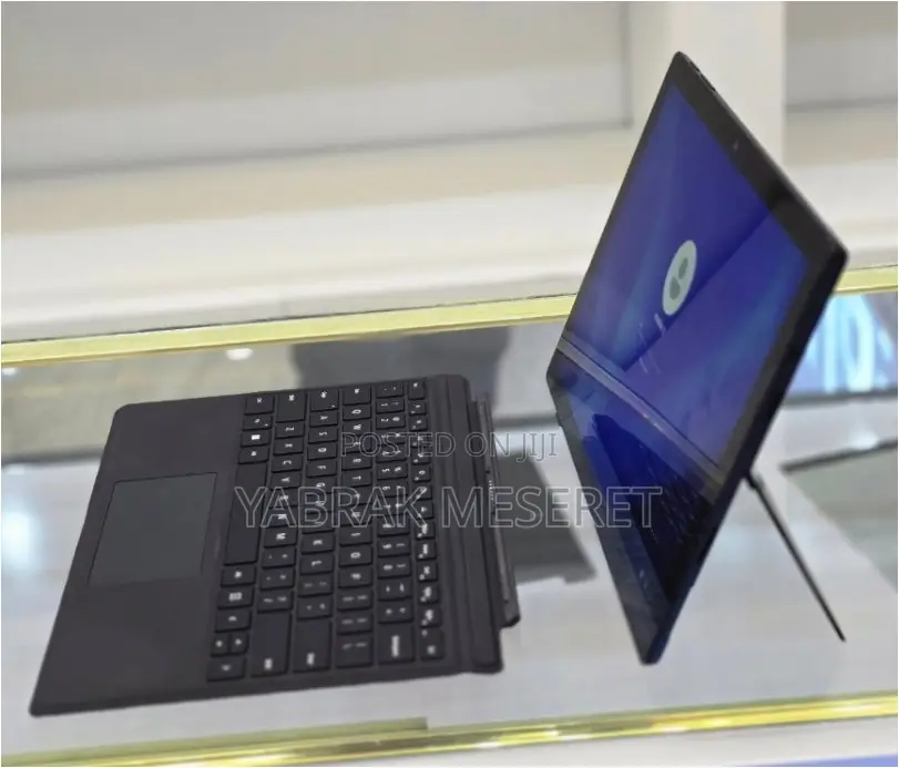 New Laptop Microsoft Surface Pro 7 16GB Intel Core I7 SSD 256GB