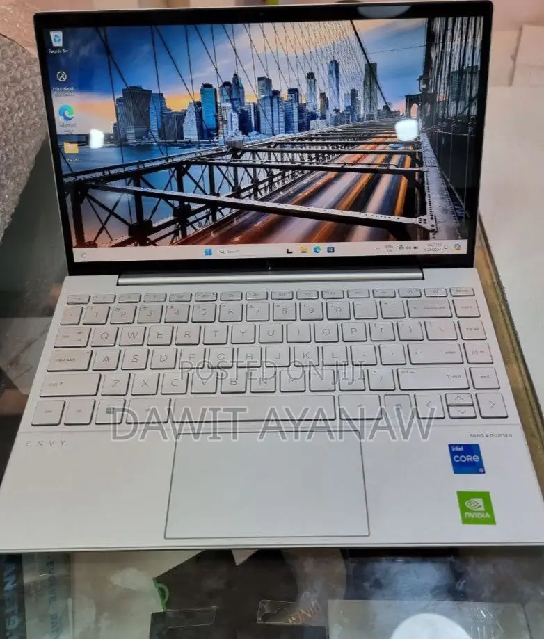 New Laptop HP Envy 14 16GB Intel Core I5 SSD 512GB