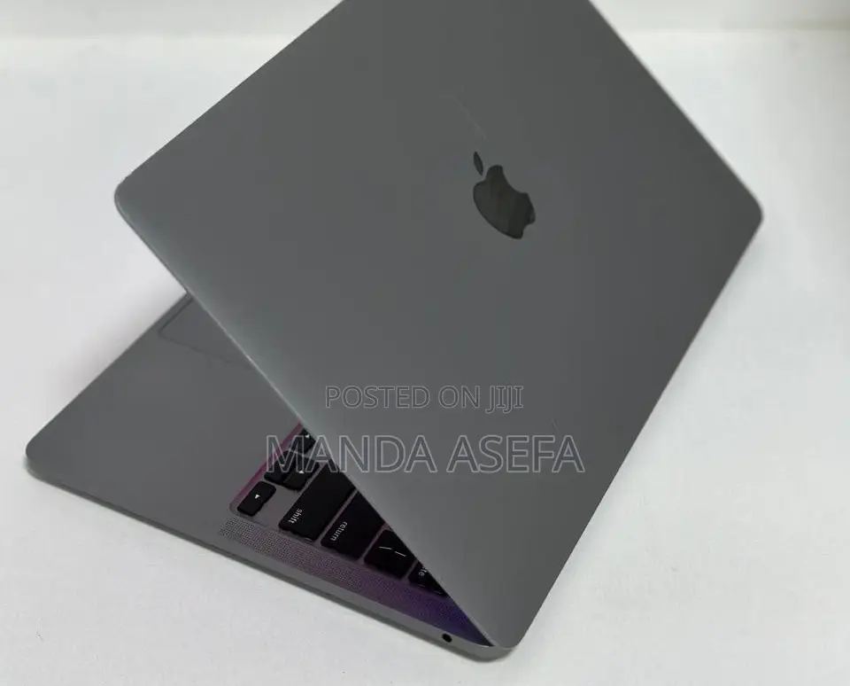 New Laptop Apple MacBook Pro M1 8GB Apple M1 SSD 256GB