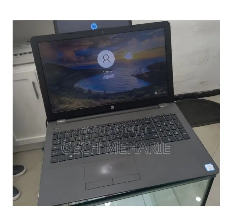 New Laptop HP Stream Notebook 8GB Intel Core I7 HDD 1T