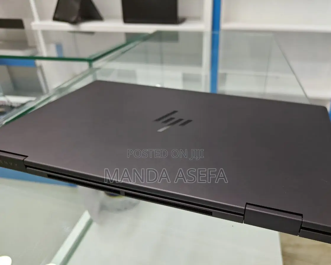 New Laptop HP Envy X360 8GB AMD Ryzen 5 SSD 512GB