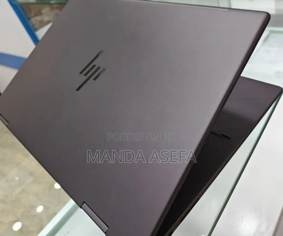 New Laptop HP Envy X360 8GB AMD Ryzen 5 SSD 512GB
