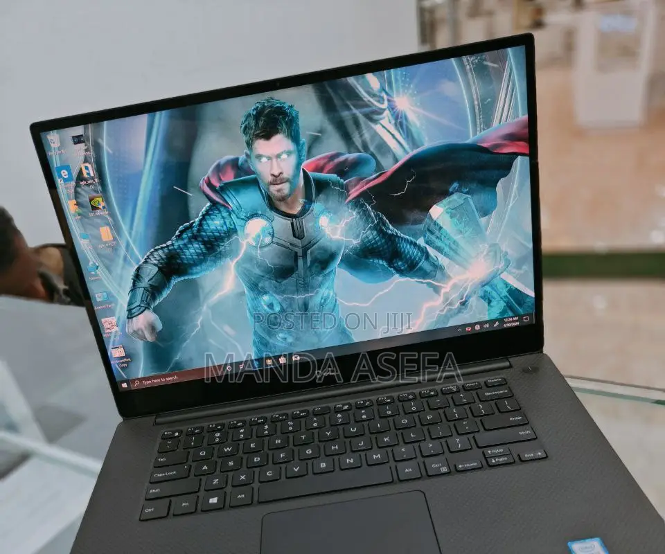 New Laptop Dell XPS 15 16GB Intel Core I7 SSD 512GB