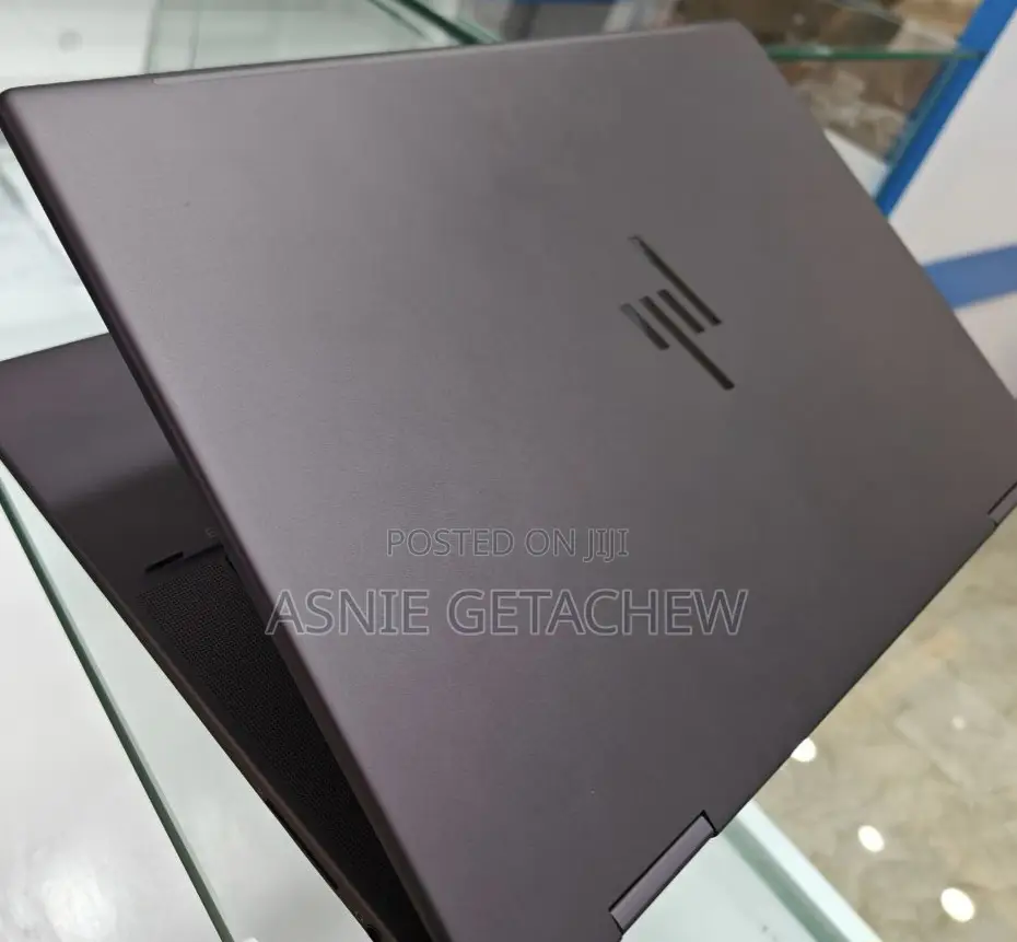 New Laptop HP Envy X360 8GB Intel Core I5 SSD 512GB