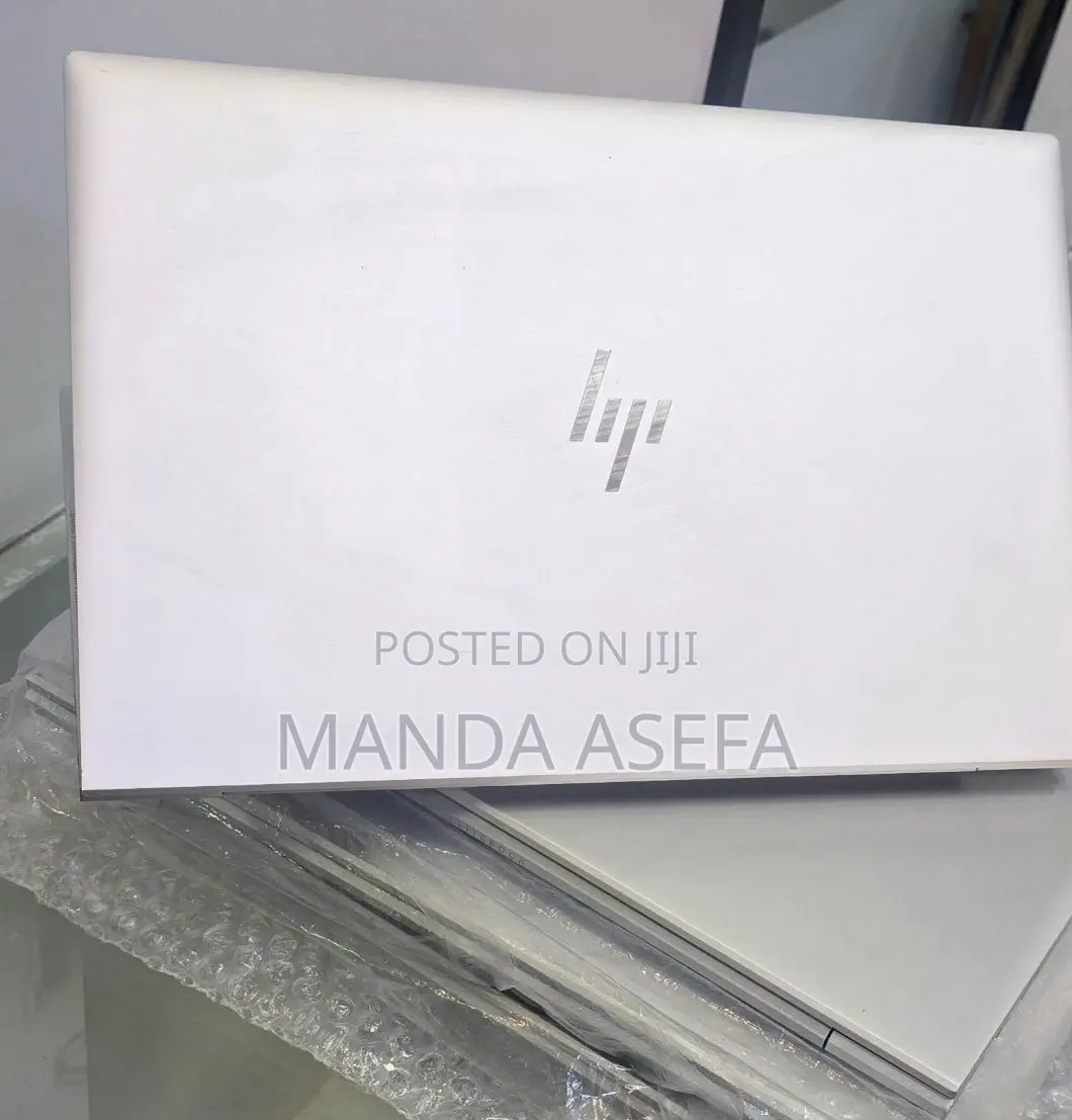 New Laptop HP EliteBook 840 G8 16GB Intel Core I7 SSD 512GB