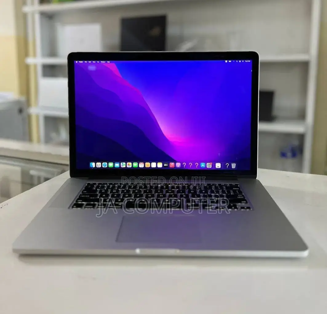 New Laptop Apple MacBook Pro 2015 16GB Intel Core I7 SSD 512GB