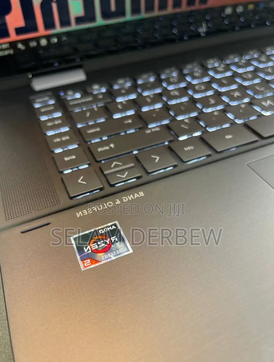 New Laptop HP Envy X360 8GB AMD Ryzen 5 SSD 512GB