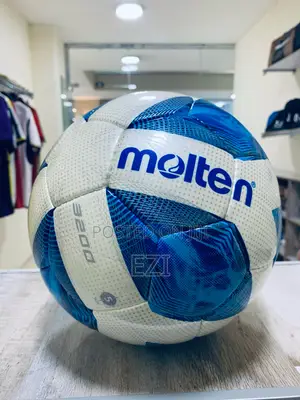 Photo - Molten 3200 Model Football