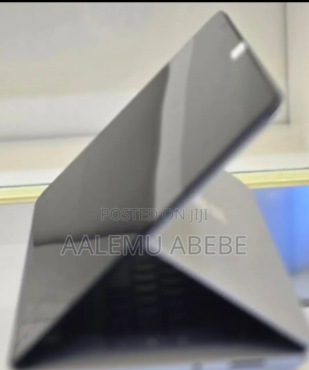 New Laptop Microsoft Surface 32GB Intel Core I7 SSD 1T