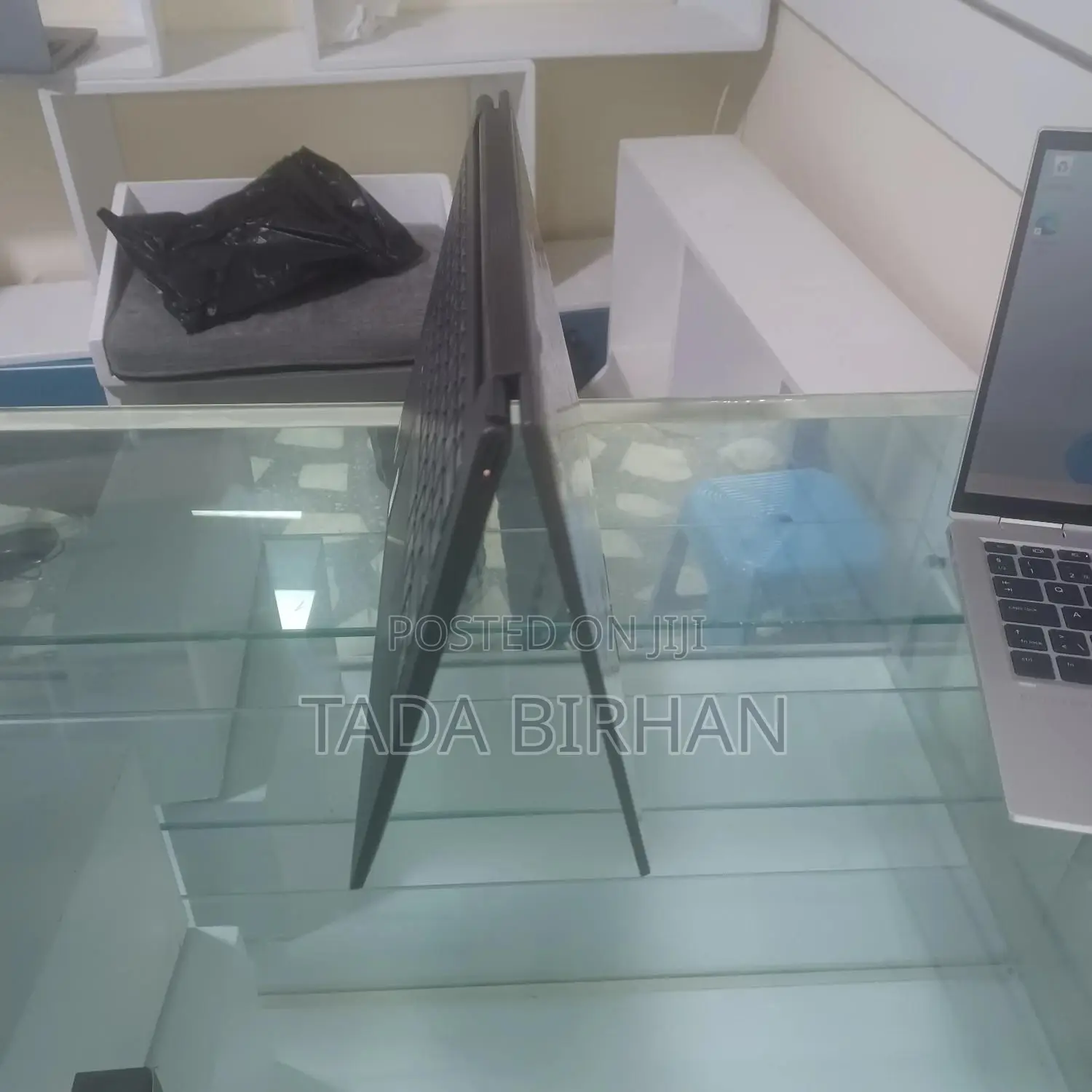 New Laptop Lenovo Yoga C930 16GB Intel Core I7 SSD 512GB