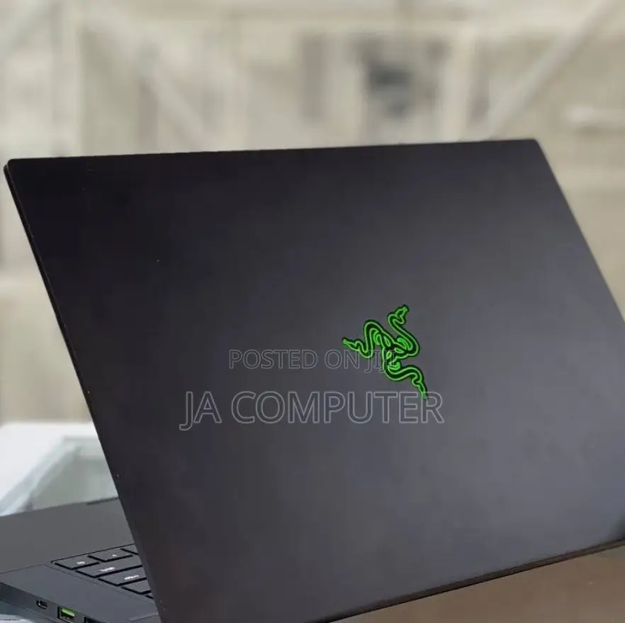 New Laptop Razer Blade 16GB Intel Core I7 SSD 512GB