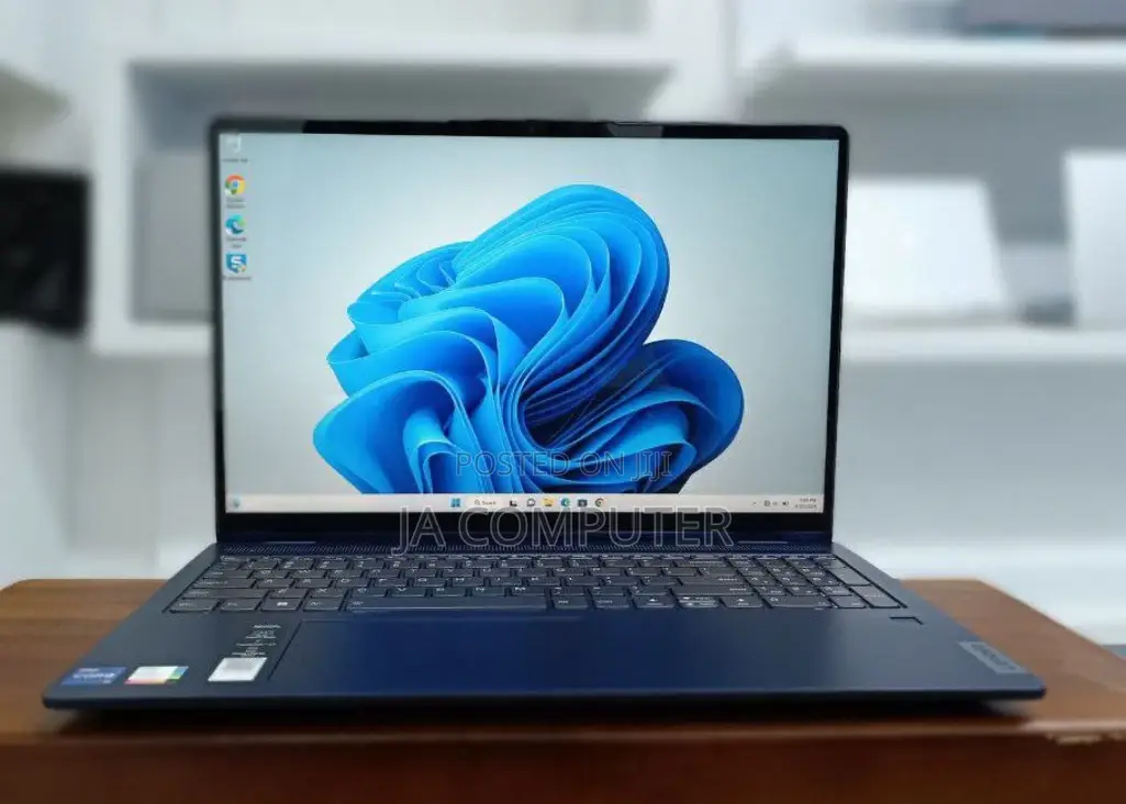 New Laptop Lenovo Ideapad 3 16GB Intel Core I7 SSD 512GB