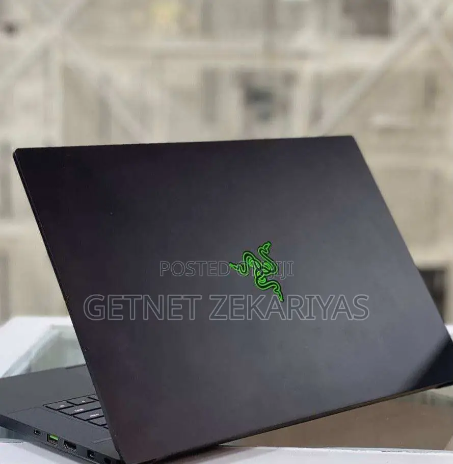 New Laptop Razer Blade 16GB Intel Core I7 SSD 512GB