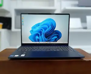 New Laptop Lenovo Flex 5 16GB Intel Core I7 SSD 512GB