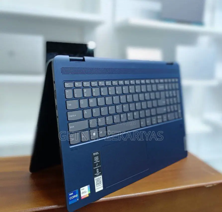 New Laptop Lenovo IdeaPad Flex 14 16GB Intel Core I7 SSD 512GB