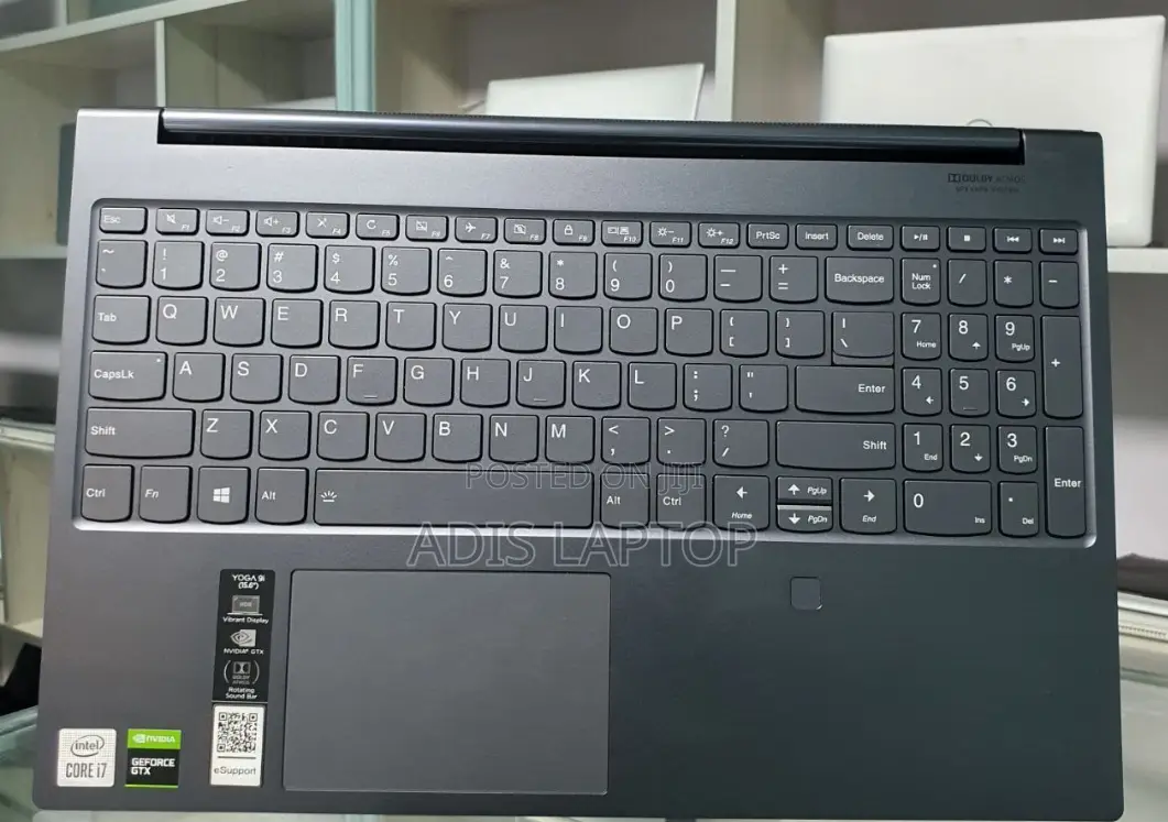 New Laptop Lenovo ThinkPad Yoga 16GB Intel Core I7 SSD 512GB