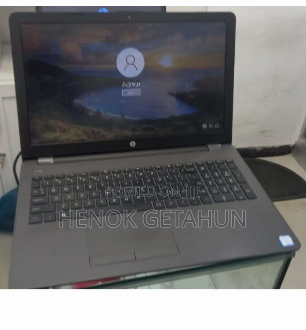 New Laptop HP Stream Notebook 8GB Intel Core I7 SSD 1T