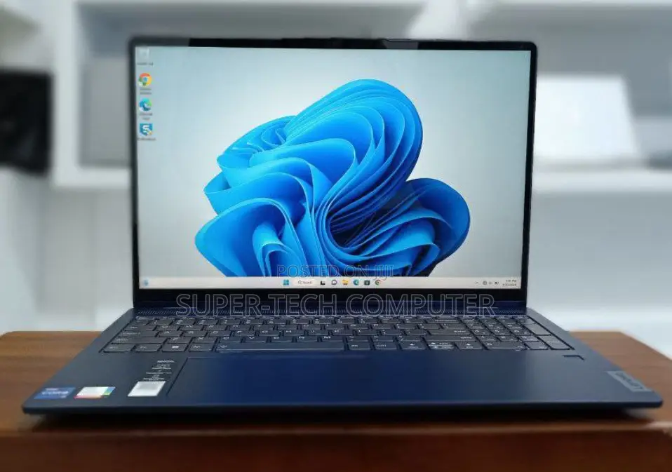 New Laptop Lenovo IdeaPad Flex 15 16GB Intel Core I7 SSD 512GB