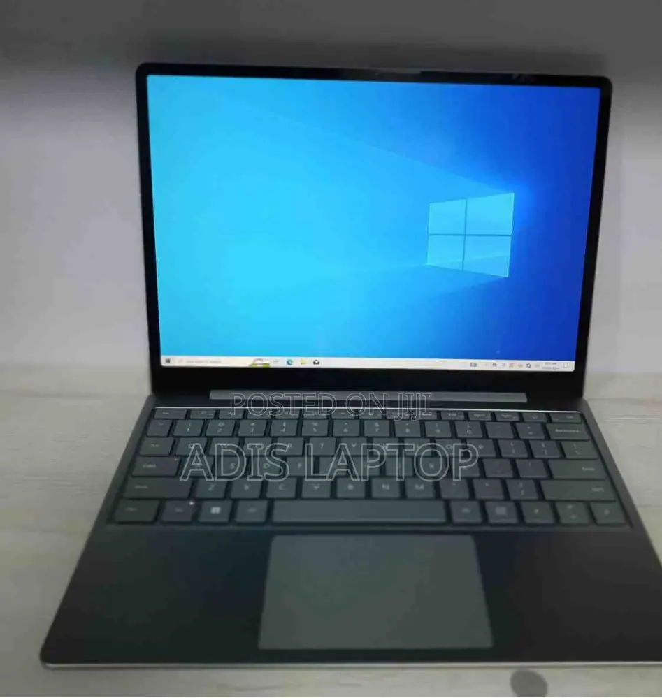 New Laptop Microsoft Surface Pro 8 8GB Intel Core I5 SSD 256GB