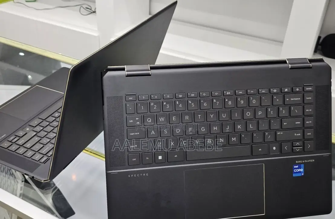 New Laptop HP Spectre X360 16GB Intel Core I7 SSD 1T