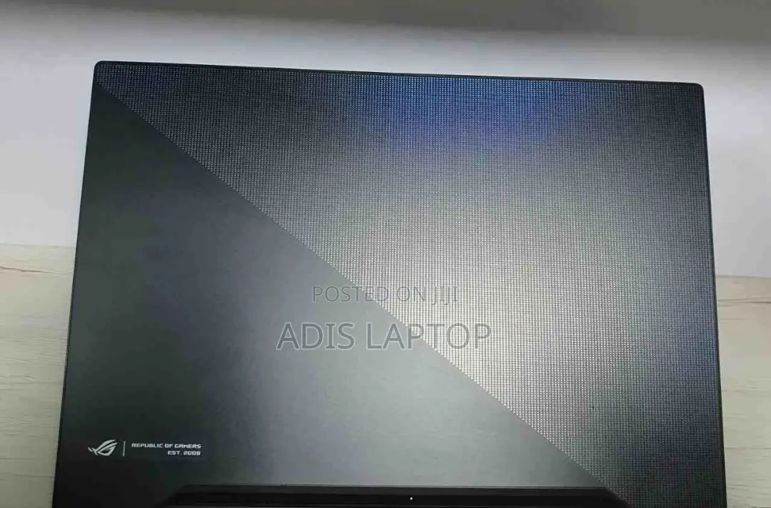 New Laptop Asus ROG Zephyrus G16 16GB Intel Core I7 SSD 512GB