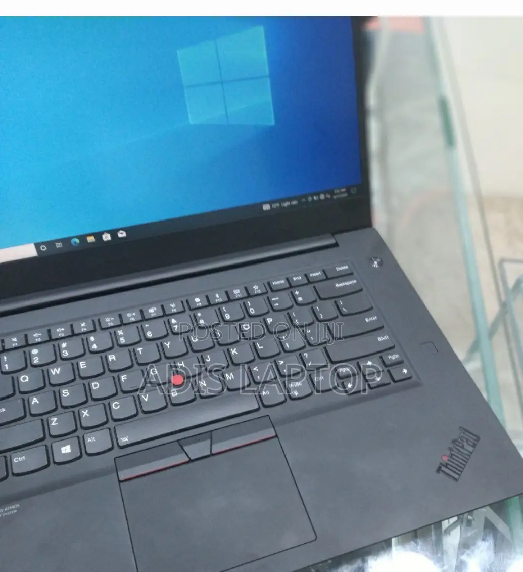 New Laptop Lenovo ThinkPad X1 Carbon 32GB Intel Core I7 SSD 512GB