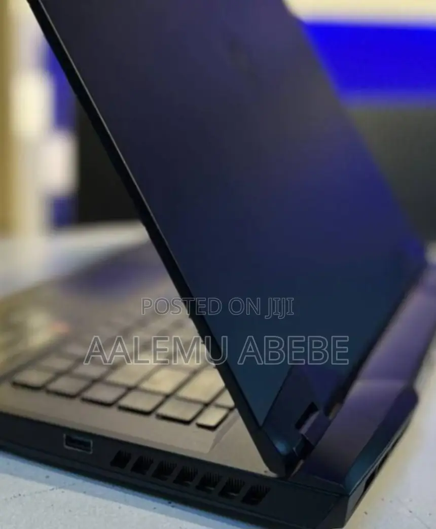 New Laptop MSI GP75 Leopard 16GB Intel Core I7 SSD 1T