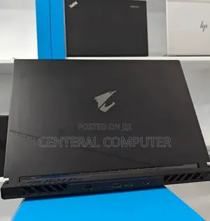 New Laptop Gigabyte AORUS 5 16GB Intel Core I7 SSD 512GB