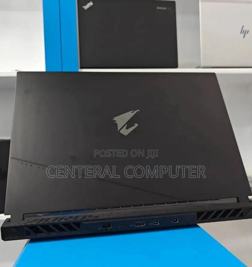 New Laptop Gigabyte AORUS 5 16GB Intel Core I7 SSD 512GB