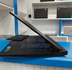 New Laptop Gigabyte AERO 15 16GB Intel Core I5 SSD 512GB