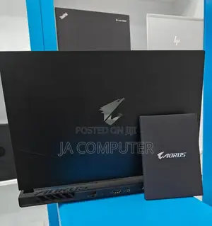 New Laptop Gigabyte AERO 15 16GB Intel Core I5 SSD 512GB