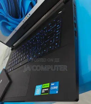 New Laptop Gigabyte AERO 15 16GB Intel Core I5 SSD 512GB