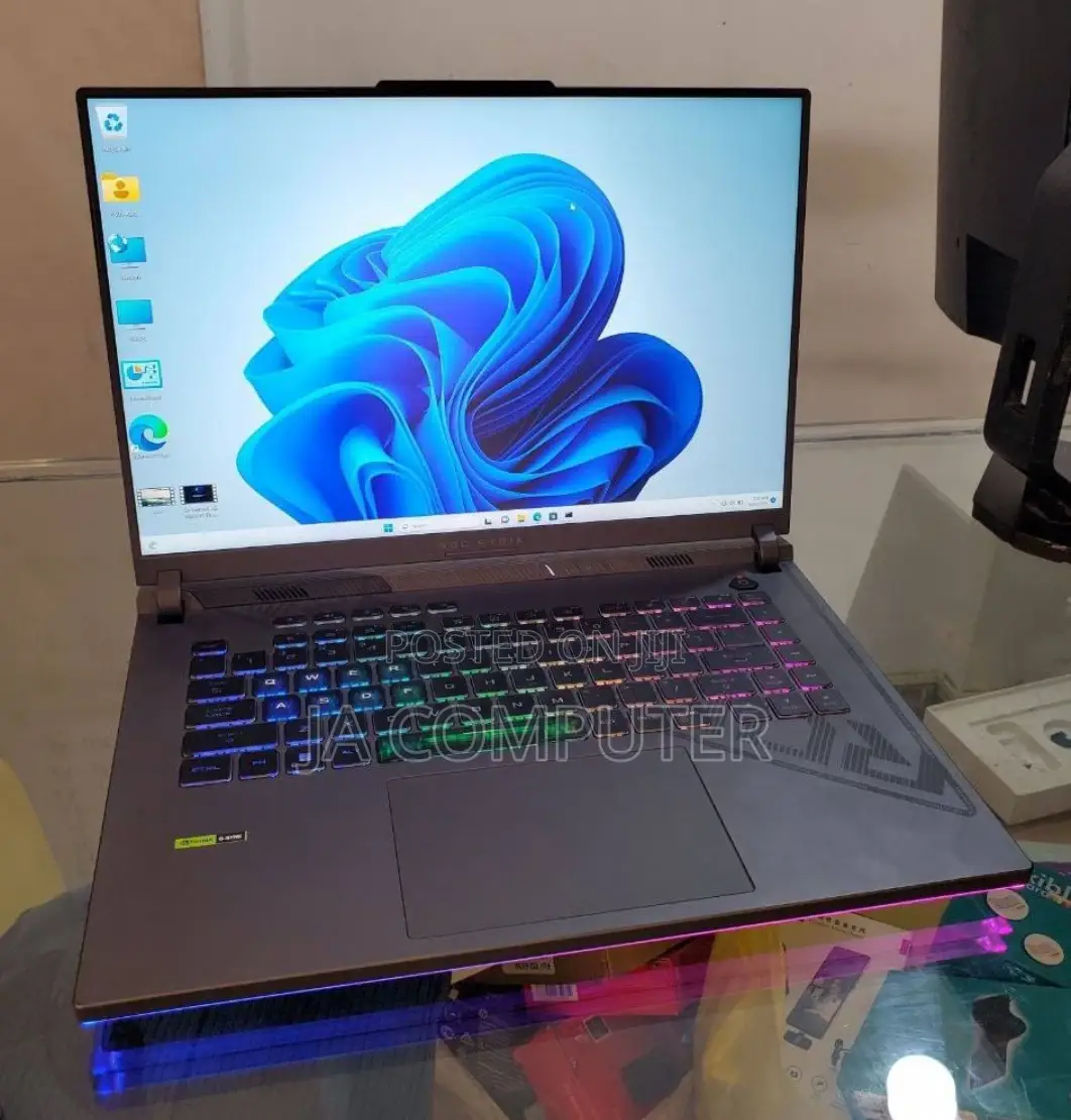 New Laptop Asus ROG Strix G16 G614 16GB Intel Core I7 SSD 1T