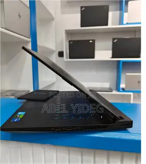 New Laptop Gigabyte AERO 15 16GB Intel Core I5 SSD 512GB