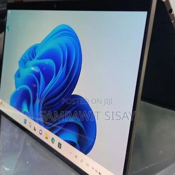 New Laptop HP Spectre 8GB Intel Core I7 SSD 512GB