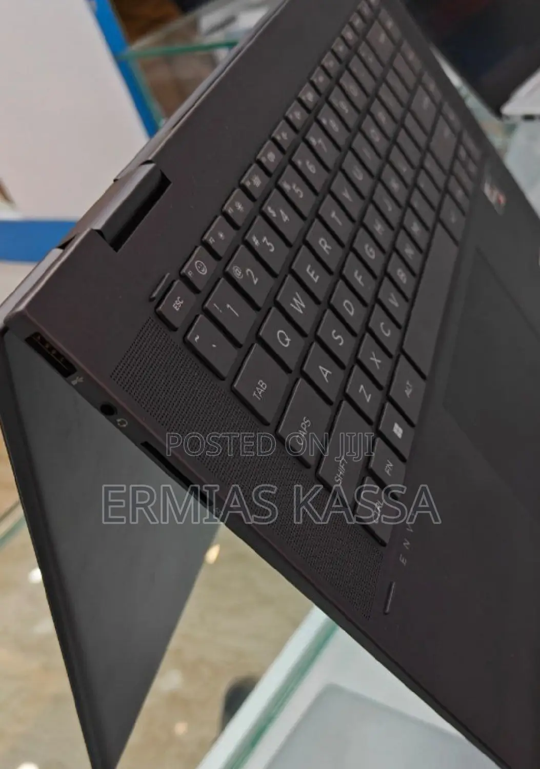 New Laptop HP Envy X360 15t 8GB AMD Ryzen 5 SSD 512GB