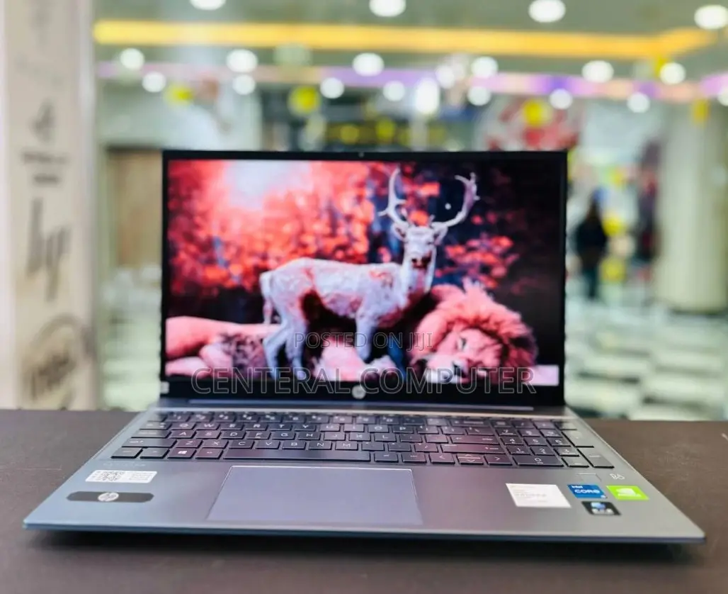 New Laptop HP 15-F272wm 16GB Intel Core I7 SSD 512GB