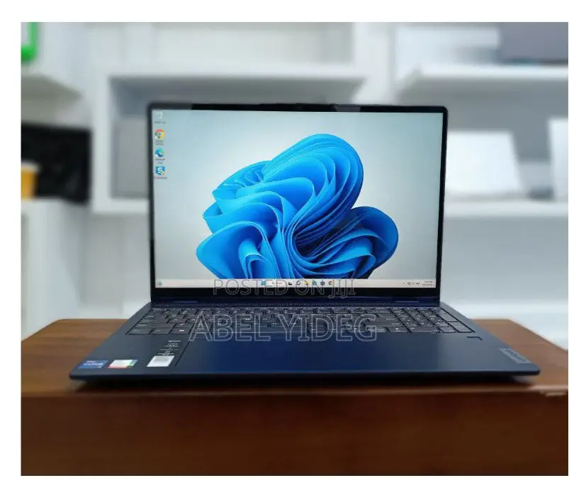 New Laptop Lenovo Flex 5 16GB Intel Core I7 SSD 512GB