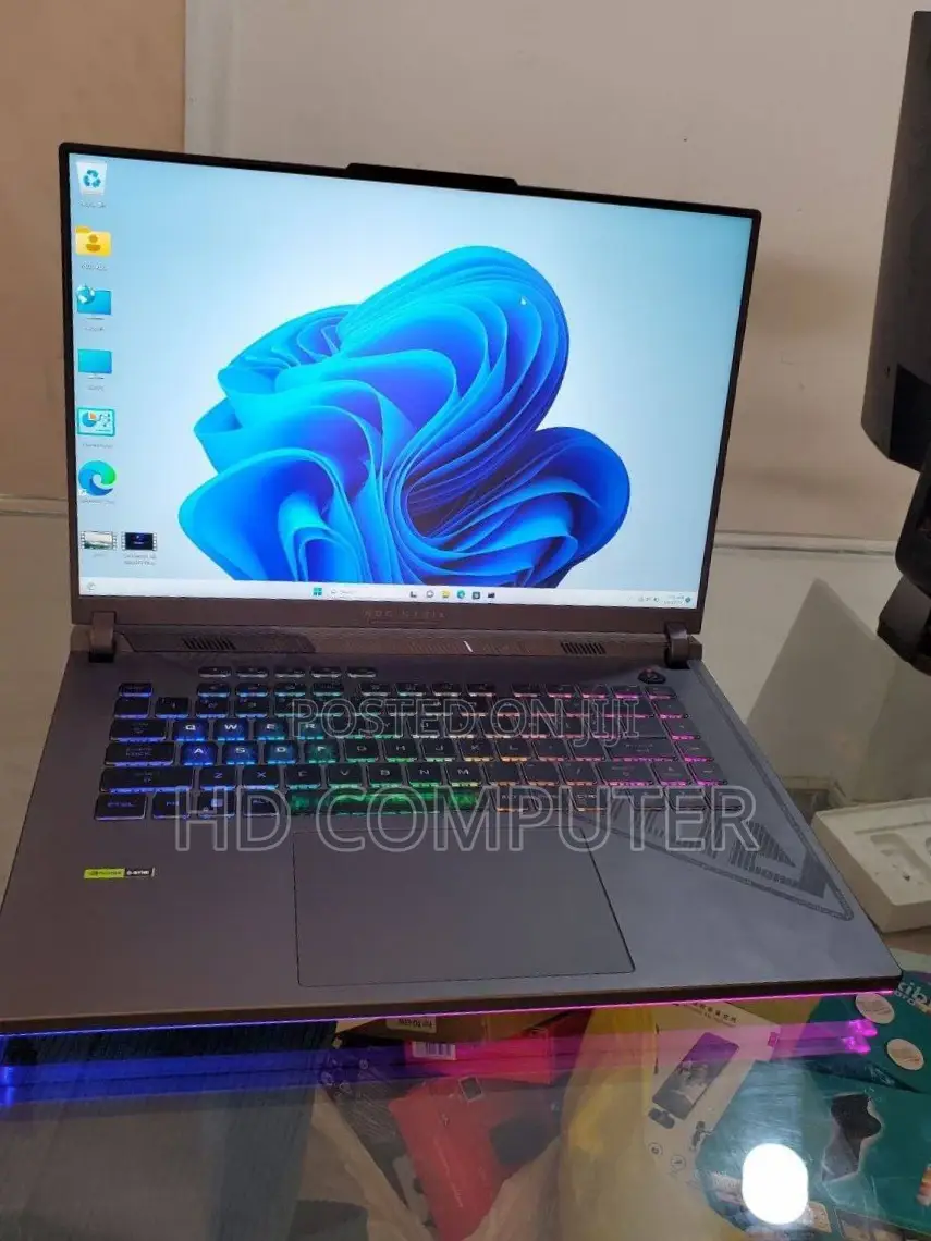 New Laptop Asus 16GB Intel Core I7 SSD 1T