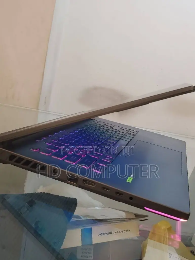 New Laptop Asus 16GB Intel Core I7 SSD 1T