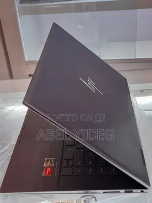 New Laptop HP Envy X360 8GB AMD Ryzen 5 SSD 512GB