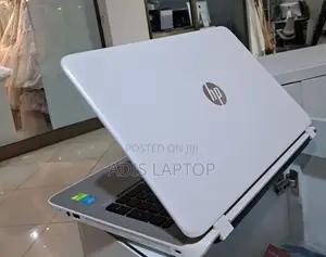 New Laptop HP Pavilion 15 8GB Intel Core I5 HDD 1T