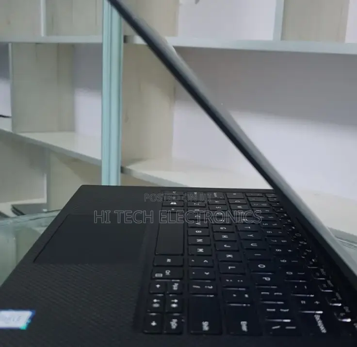 New Laptop Dell XPS 15 16GB Intel Core I7 SSD 512GB