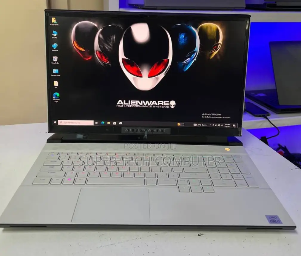 New Laptop Alienware M17x R2 16GB Intel Core I7 SSD 512GB