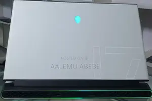 New Laptop Alienware M17x R2 16GB Intel Core I7 SSD 1T