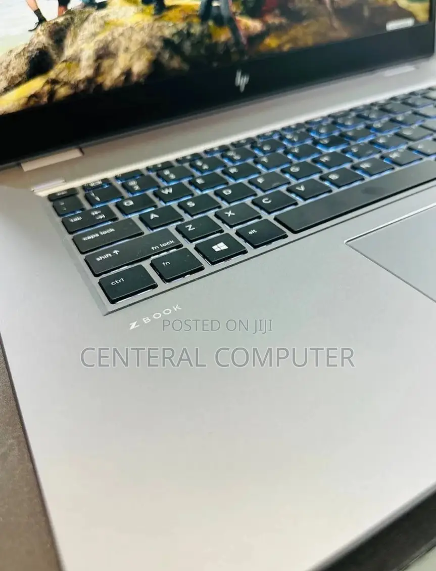 New Laptop HP ZBook Studio G4 16GB Intel Core I7 SSD 512GB