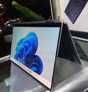 Photo - New Laptop HP Spectra 13 8GB Intel Core I5 SSD 512GB