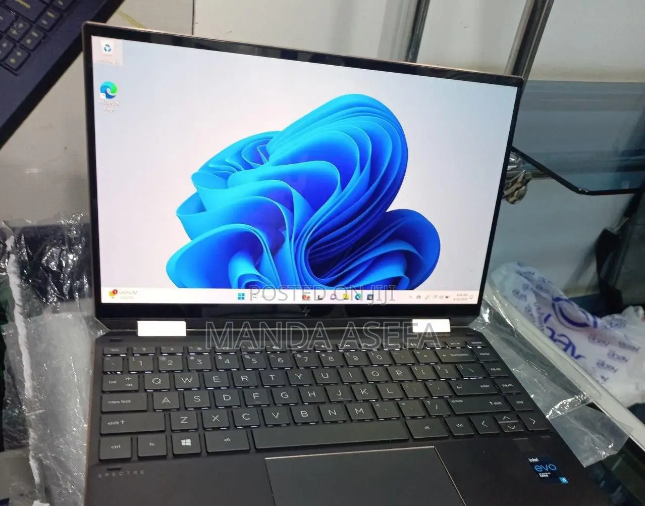 New Laptop HP Spectre 8GB Intel Core I5 SSD 512GB