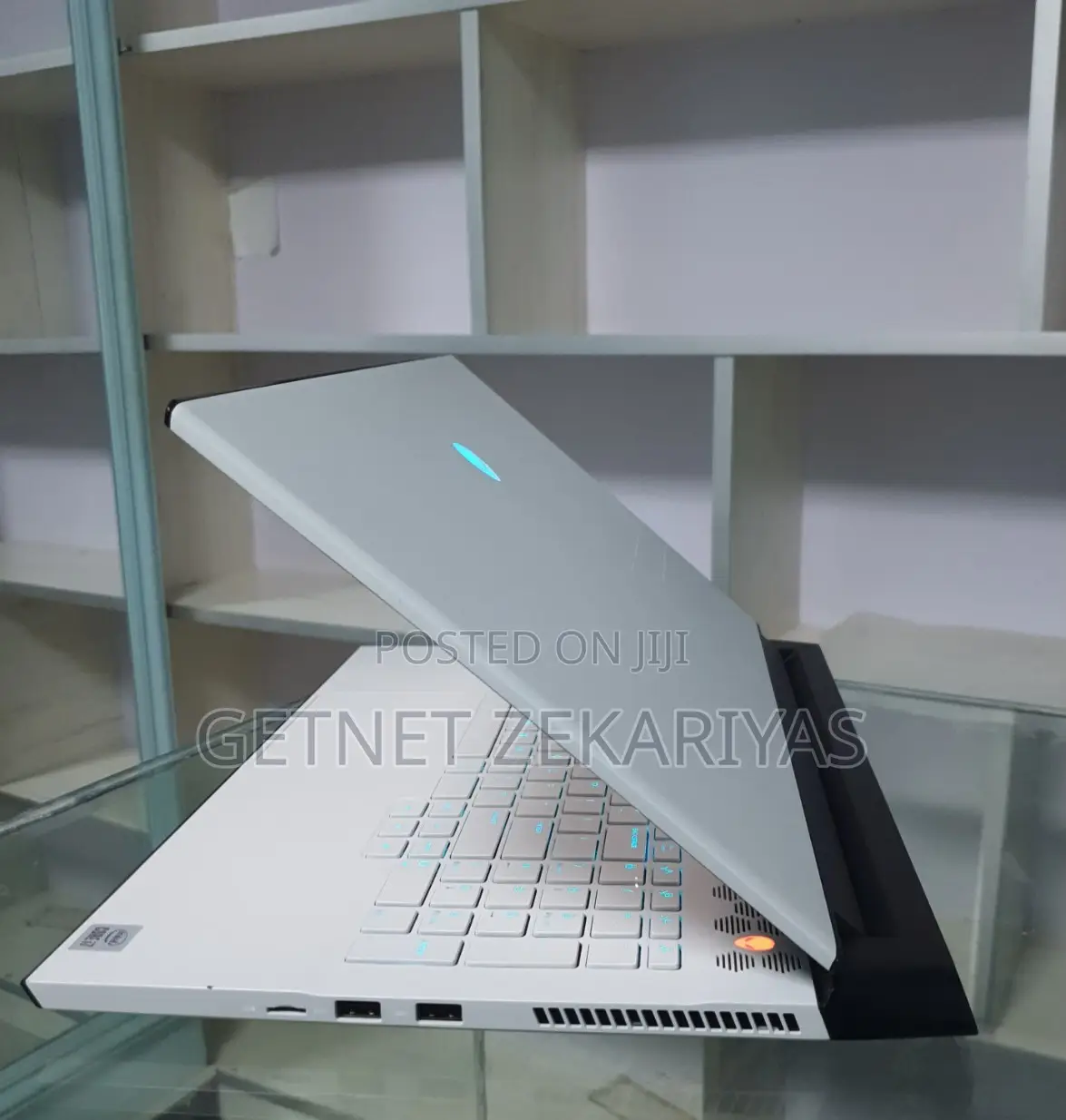 New Laptop Alienware M17x R2 16GB Intel Core I7 SSD 512GB